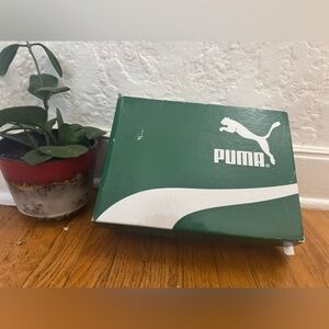 Puma Classic Green and White Box